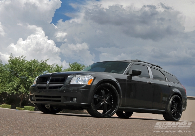 photo 1 Dodge Magnum custom wheels 2Crave No.04 24x, ET , tire size X R24. x ET