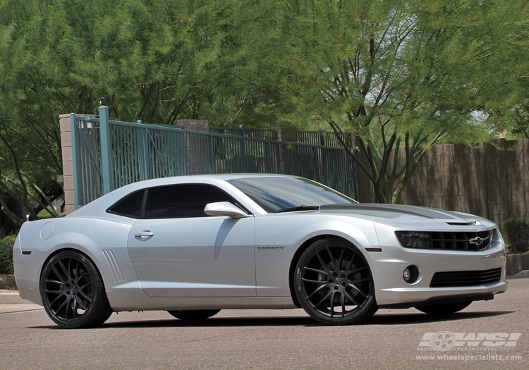 photo 1 Chevrolet Camaro custom wheels Giovanna Kilis 22x, ET , tire size X R22. x ET 
