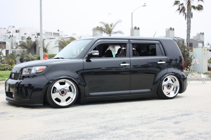 photo 5 Scion xB custom wheels Work Euroline DH 18x9.5, ET +15, tire size 215/40 R18. 18x10.0 ET+30 