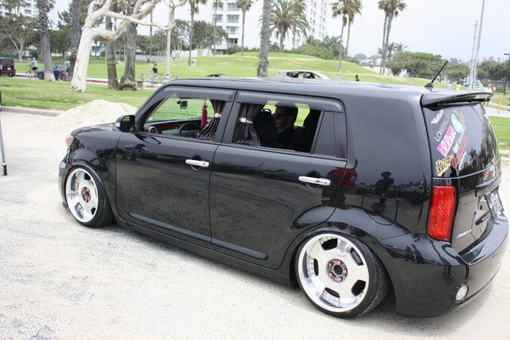 photo 6 Scion xB custom wheels Work Euroline DH 18x9.5, ET +15, tire size 215/40 R18. 18x10.0 ET+30 