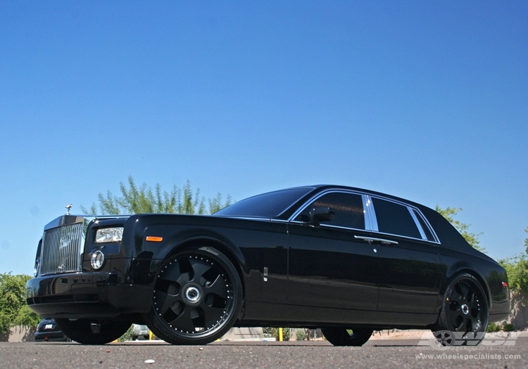 photo 2 Rolls-Royce Phantom custom wheels Giovanna Berlin 26x, ET , tire size X R26. x ET 