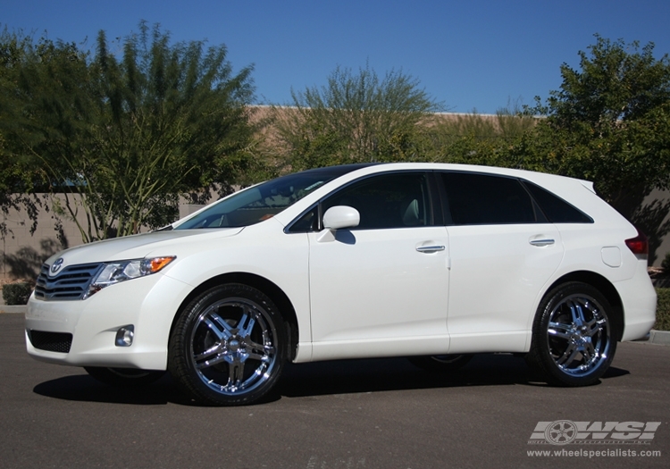 photo 1 Toyota Venza custom wheels Giovanna Cuomo 22x, ET , tire size X R22. x ET 