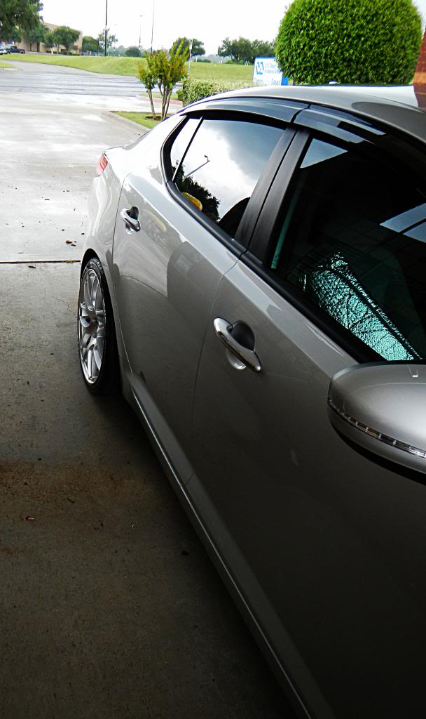 photo 2 Kia Optima custom wheels MRR UO2 19x8.5, ET +35, tire size 235/35 R19. x ET 
