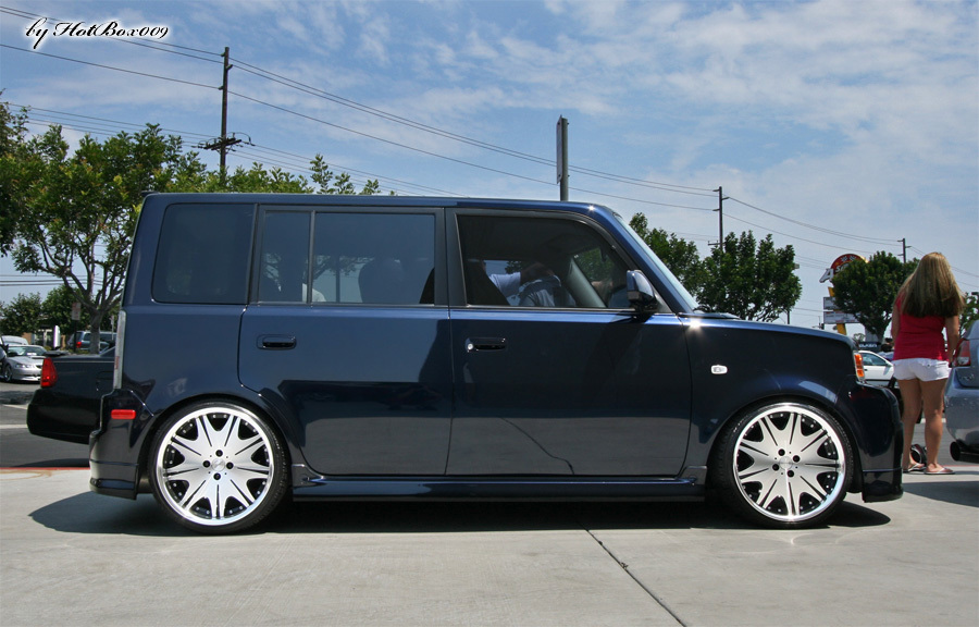 photo 1 Scion xB custom wheels Work Wheels Varianza D3S 18x8.5, ET +34, tire size 215/35 R18. 18x9.0 ET+23 