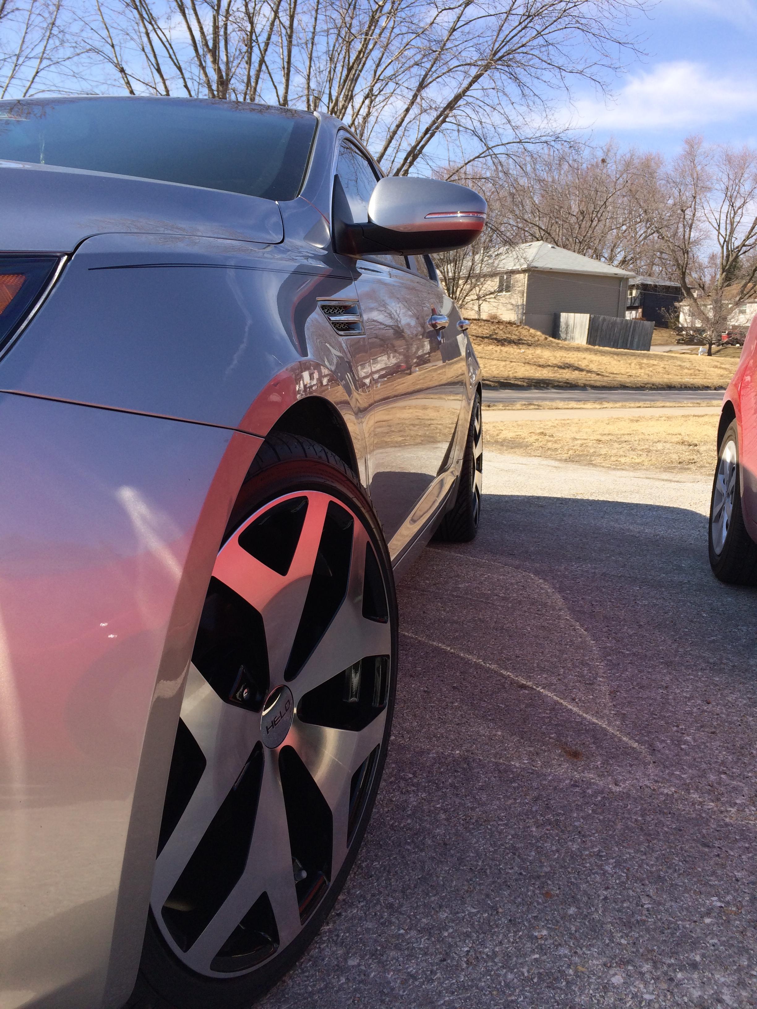 photo 2 Kia Optima custom wheels Helo HE-881 20x8.5, ET +38, tire size 245/35 R20. x ET