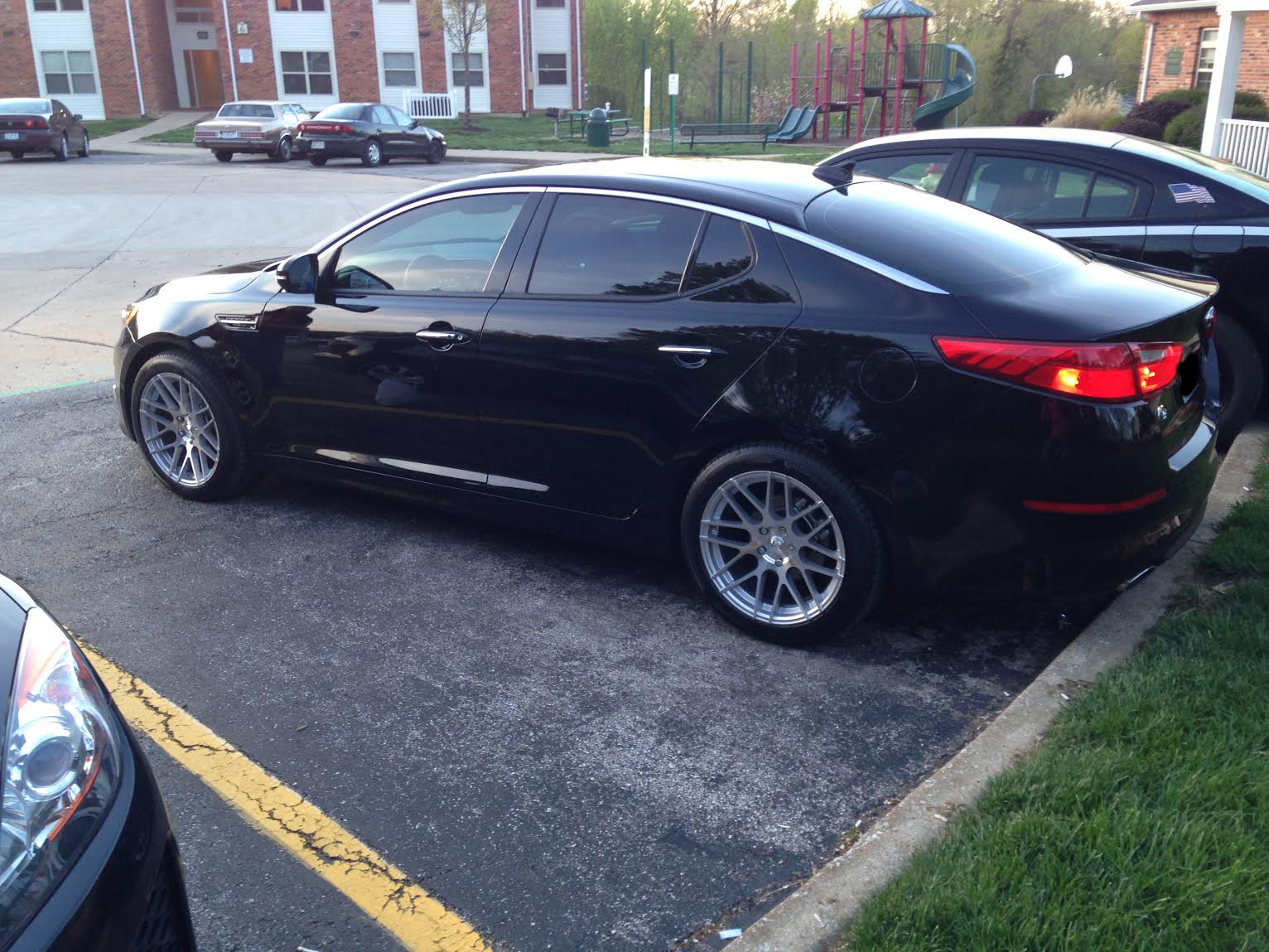 photo 2 Kia Optima custom wheels MRR Groundforce 7 18x9.0, ET +38, tire size 245/45 R18. x ET 