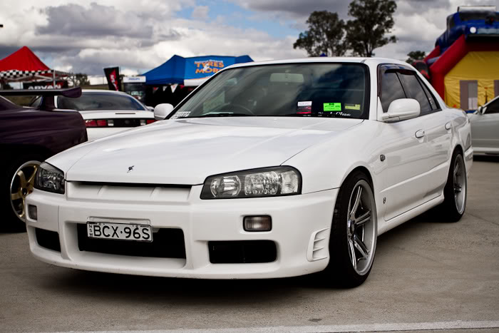photo 3 Nissan R31-R34 Skyline 4dr custom wheels Do-Luck Double Six 18x9.5, ET +15, tire size 235/40 R18. x ET 
