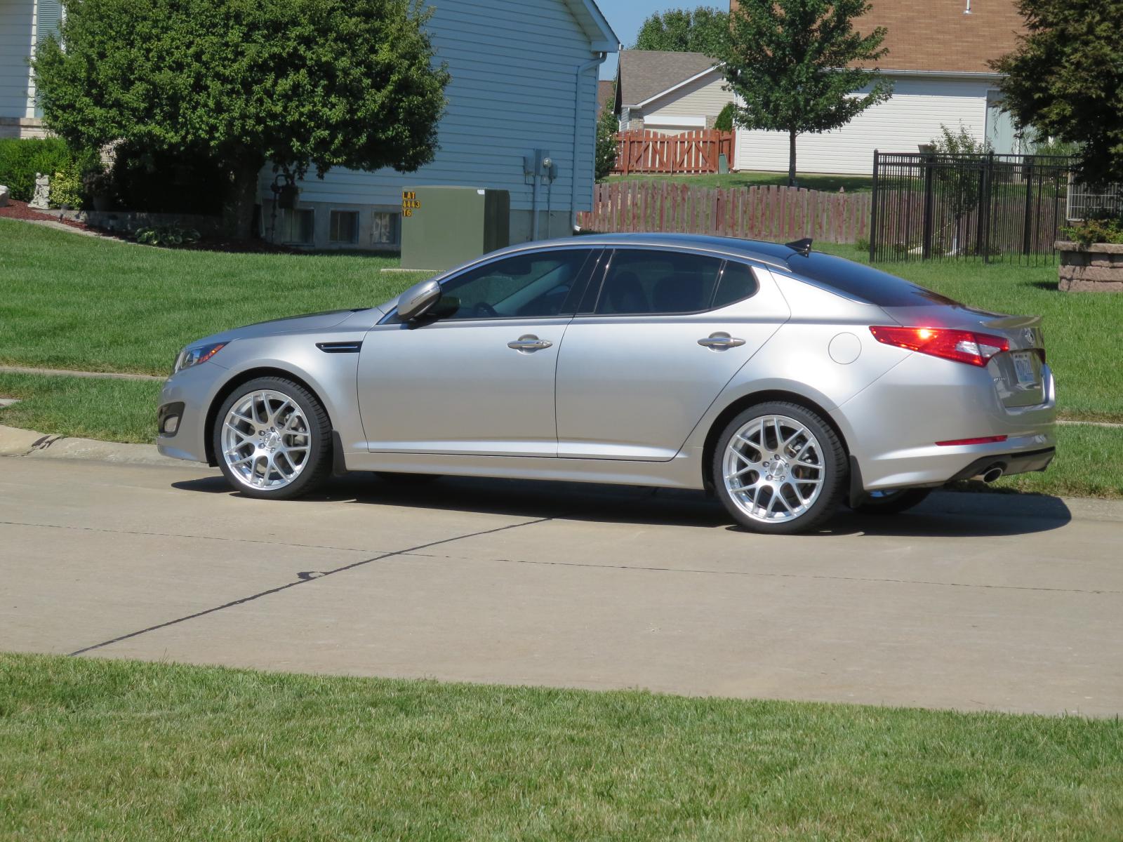 photo 1 Kia Optima custom wheels Eurotek U02 19x8.5, ET +35, tire size 245/35 R19. x ET