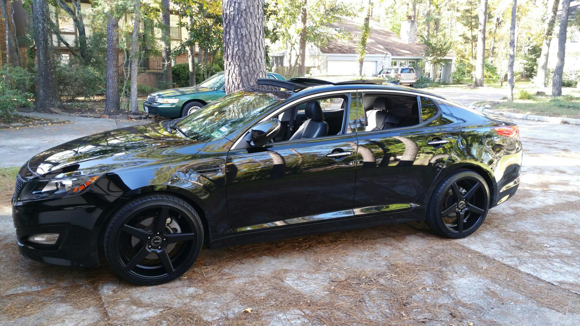 photo 1 Kia Optima custom wheels KMC KM685 District 20x8.5, ET +38, tire size 245/35 R20. x ET 