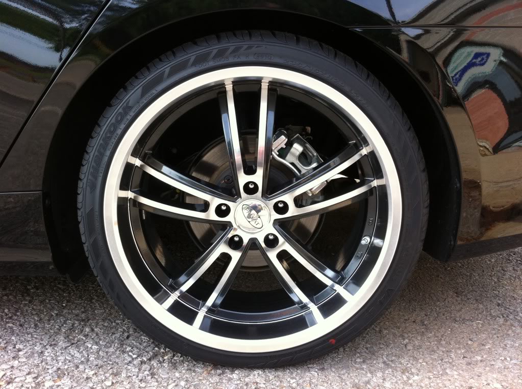 photo 2 Hyundai Sonata custom wheels Privat Atlantik 20x8.5, ET +45, tire size 235/35 R20. x ET 