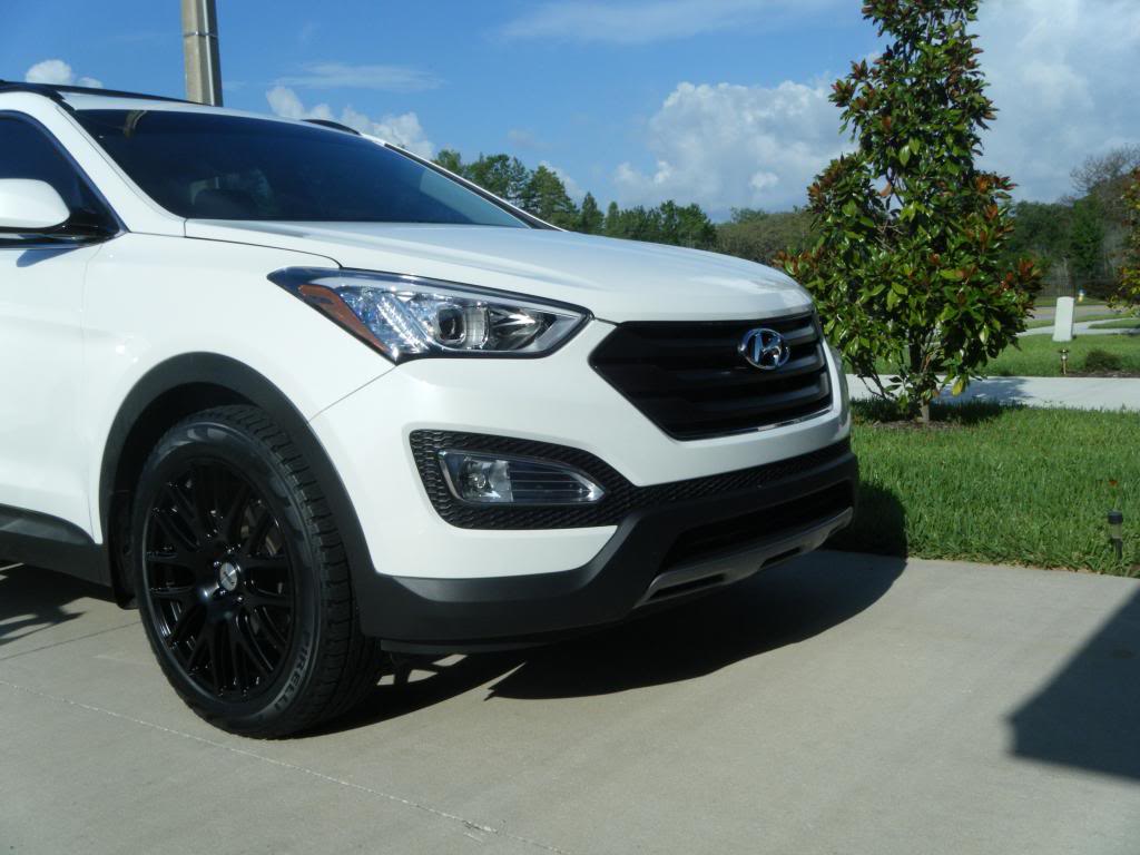 photo 1 Hyundai Santa Fe custom wheels 20x, ET , tire size 245/50 R20. x ET
