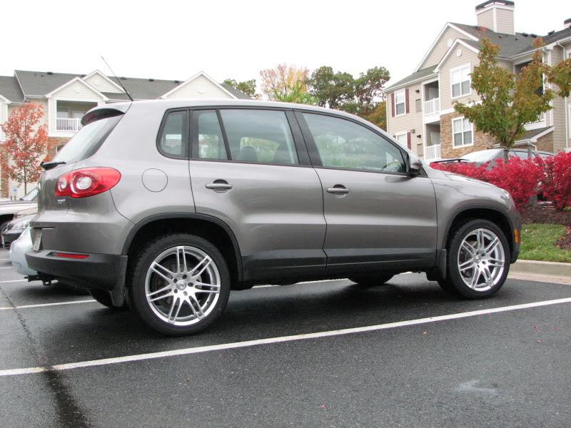 photo 1 Volkswagen Tiguan custom wheels VMR RS4 19x8.5, ET , tire size 245/45 R19. x ET