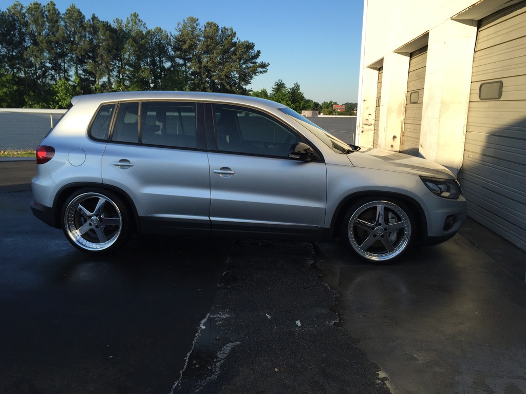 photo 1 Volkswagen Tiguan custom wheels Work Equip 20x8.5, ET +40, tire size 225/35 R20. 20x10.0 ET+42 245/35 R20
