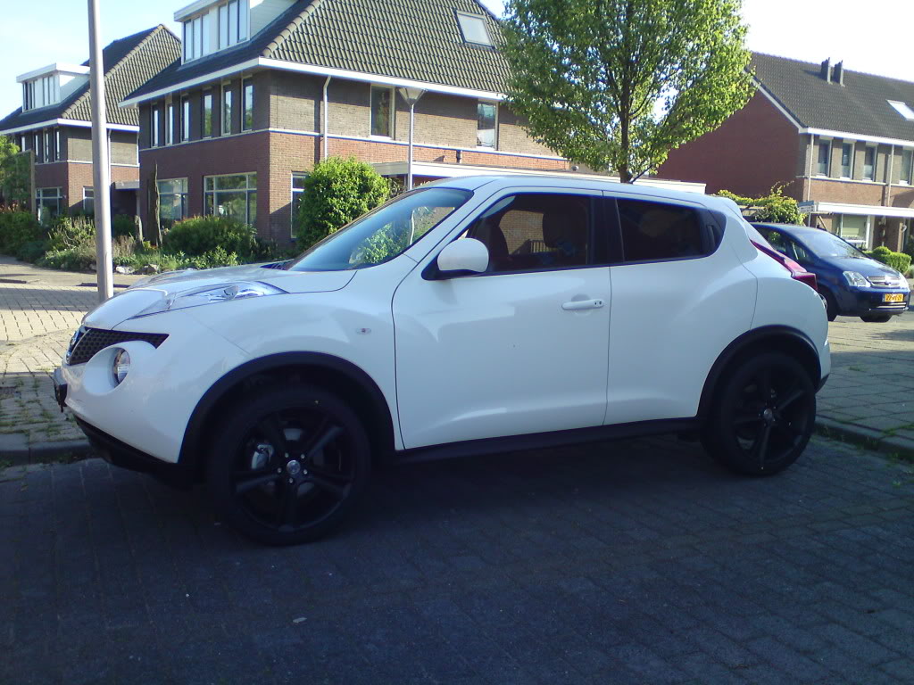 photo 5 Nissan Juke custom wheels   19x8.0, ET +40, tire size 235/40 R19. x ET 