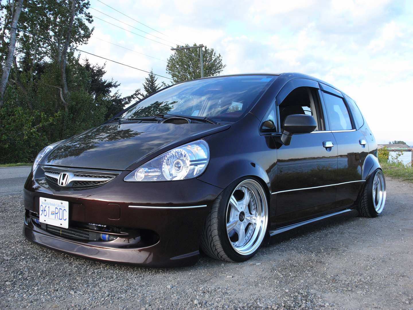 photo 4 Honda Fit custom wheels Leon Hardiritt 16x8.0, ET +11, tire size 195/40 R16. 16x9.5 ET+5 215/35 R16