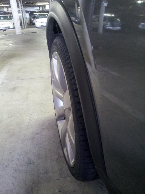 photo 2 Nissan Juke custom wheels OEM Infiniti FX35 20x8.0, ET +40, tire size 245/35 R20. x ET 