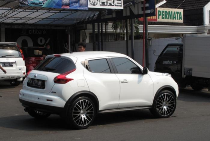 photo 2 Nissan Juke custom wheels Innovit 20x, ET , tire size X R20. x ET