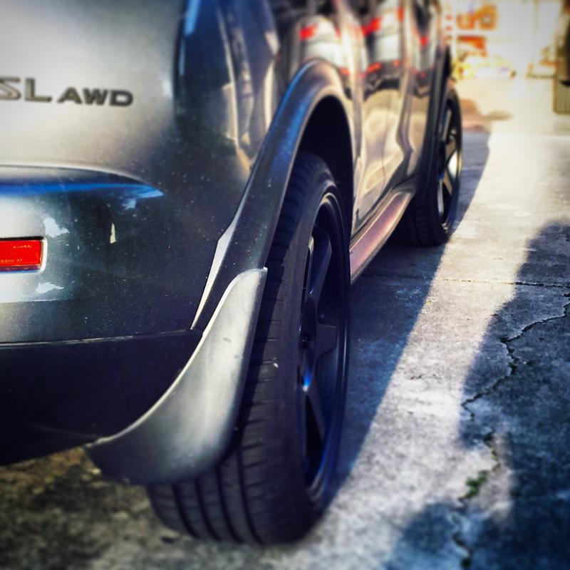 photo 4 Nissan Juke custom wheels Varrstoen ES2 18x8.5, ET +25, tire size 225/40 R18. x ET