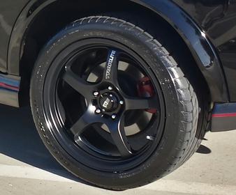 photo 4 Nissan Juke custom wheels Motegi MR131 18x9.0, ET +35, tire size 255/40 R18. x ET 