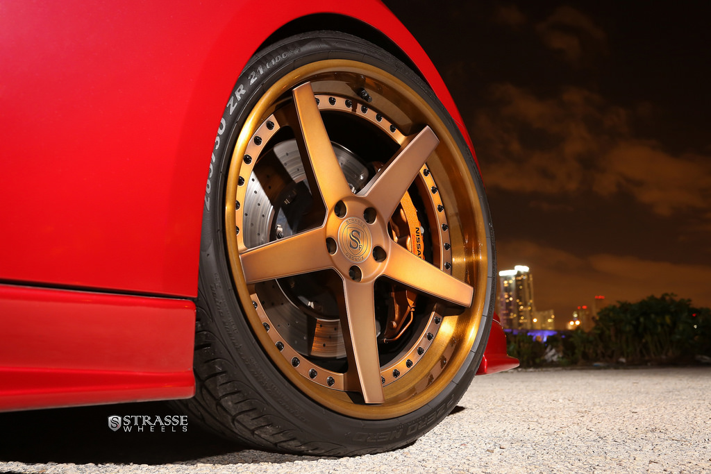 photo 8 Nissan GT-R custom wheels Strasse S5 21x10.5, ET , tire size 285/30 R21. 21x12.5 ET 355/25 R21