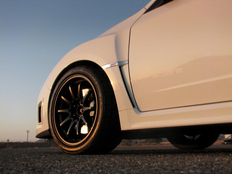 photo 1 Subaru Impreza custom wheels Rota DPT 18x9.5, ET , tire size 265/35 R18. x ET 