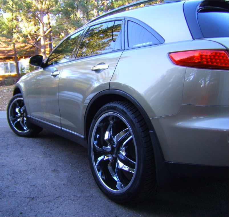 photo 2 Infiniti FX35 custom wheels STATUS  22x9.0, ET +15, tire size 265/40 R22. x ET 