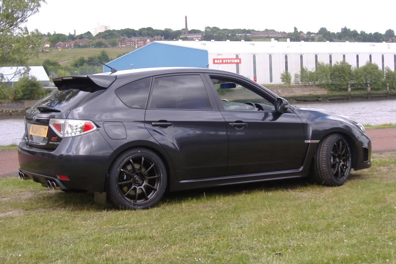 photo 4 Subaru Impreza custom wheels Rota G-Force 18x8.5, ET +48, tire size 245/40 R18. x ET 