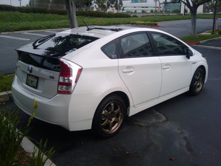 photo 2 Toyota Prius custom wheels Volk TE37 17x7.5, ET +48, tire size 225/45 R17. x ET 