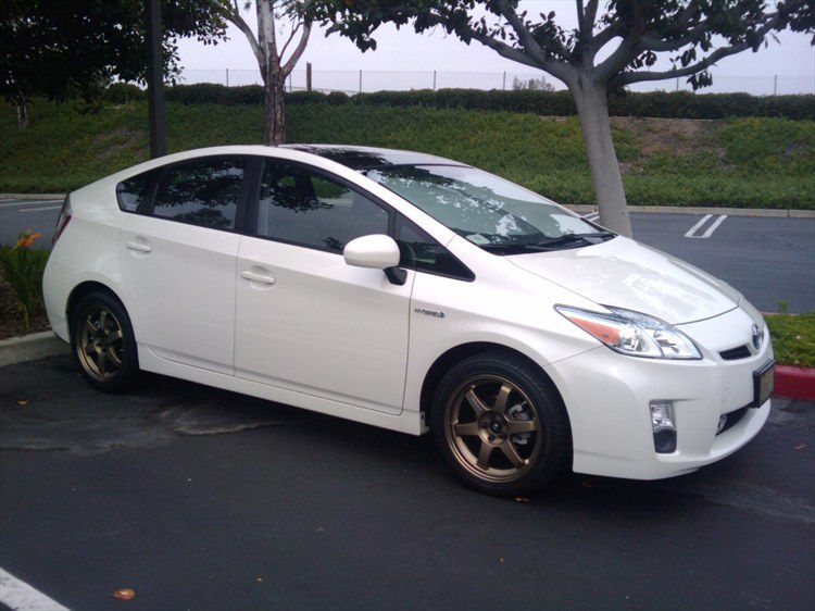 photo 1 Toyota Prius custom wheels Volk TE37 17x7.5, ET +48, tire size 225/45 R17. x ET 
