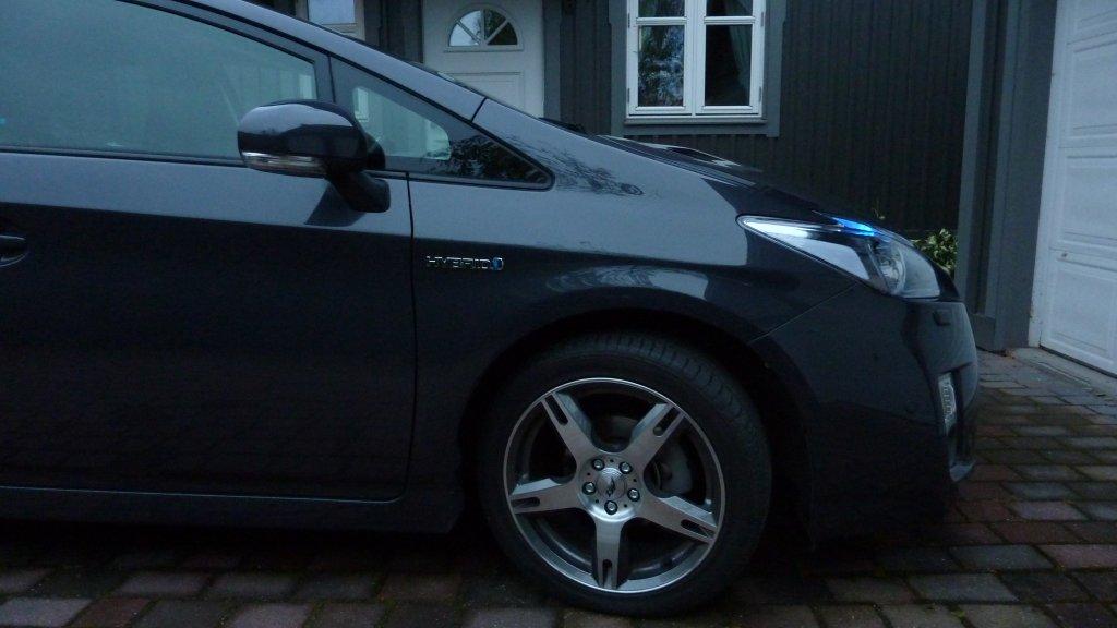 photo 1 Toyota Prius custom wheels AEZ  17x, ET , tire size 215/45 R17. x ET 
