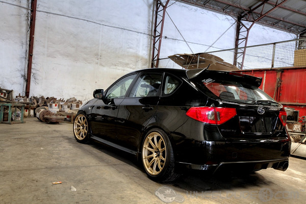 photo 1 Subaru Impreza custom wheels Rota T2R 18x9.5, ET +38, tire size 245/40 R18. x ET 