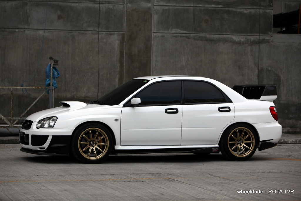 photo 2 Subaru Impreza custom wheels Rota T2R 18x9.5, ET +38, tire size 245/40 R18. x ET 