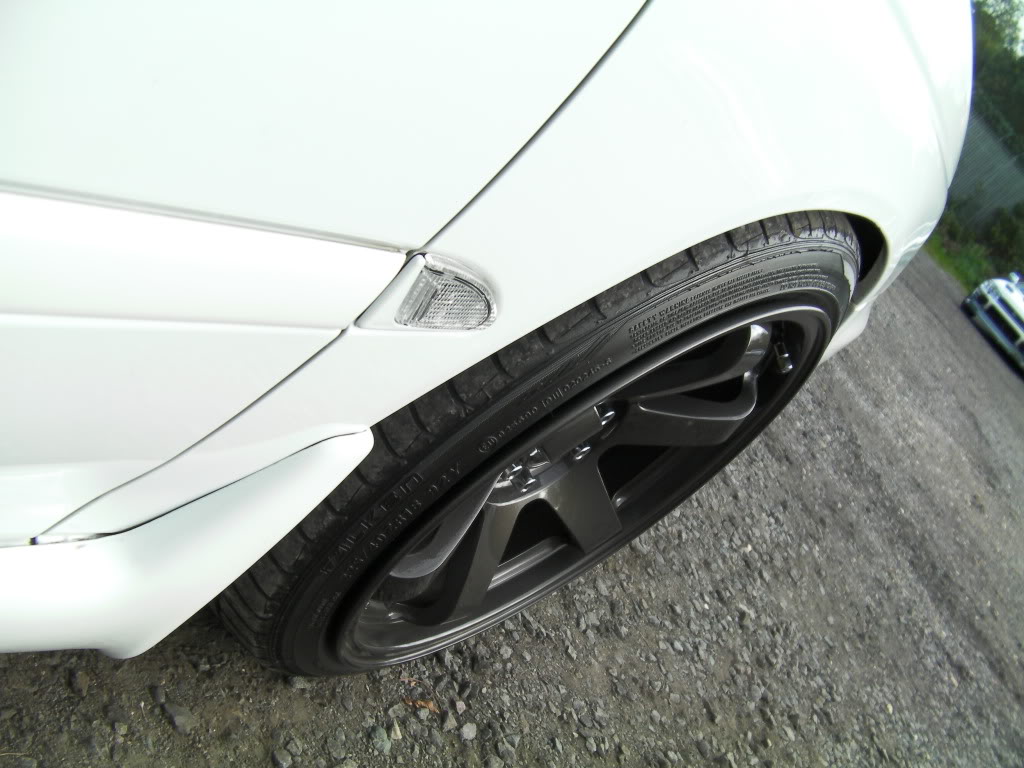 photo 3 Subaru Legacy custom wheels Rota Grid Drift 18x9.5, ET +38, tire size 225/40 R18. x ET 