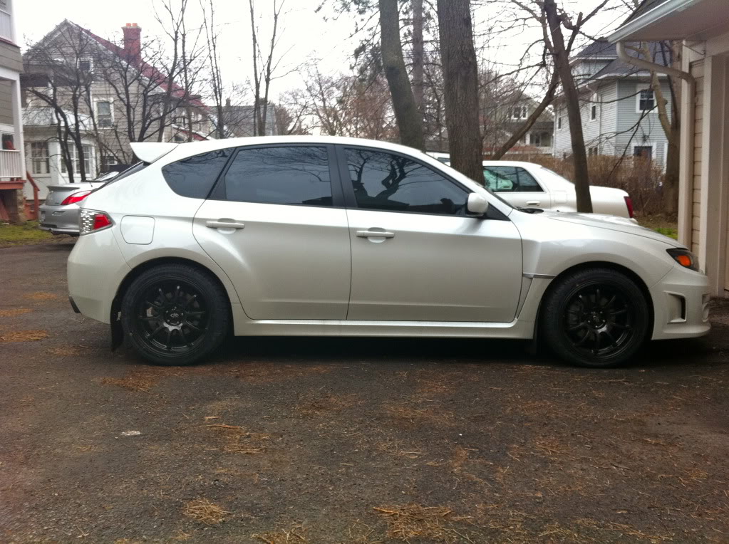 photo 2 Subaru Impreza custom wheels Rota D-Force 18x9.5, ET +40, tire size 265/35 R18. x ET 