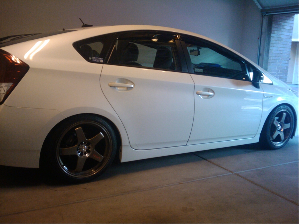 photo 3 Toyota Prius custom wheels Tom TN-06 18x7.5, ET +38, tire size 215/40 R18. x ET 