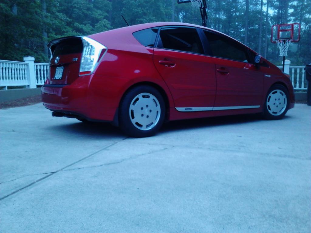 photo 1 Toyota Prius custom wheels 16x, ET , tire size 205/55 R16. x ET
