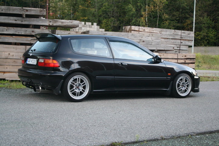 photo 2 Honda Civic custom wheels Enkei RPF1 16x8.0, ET +45, tire size 205/40 R16. x ET 