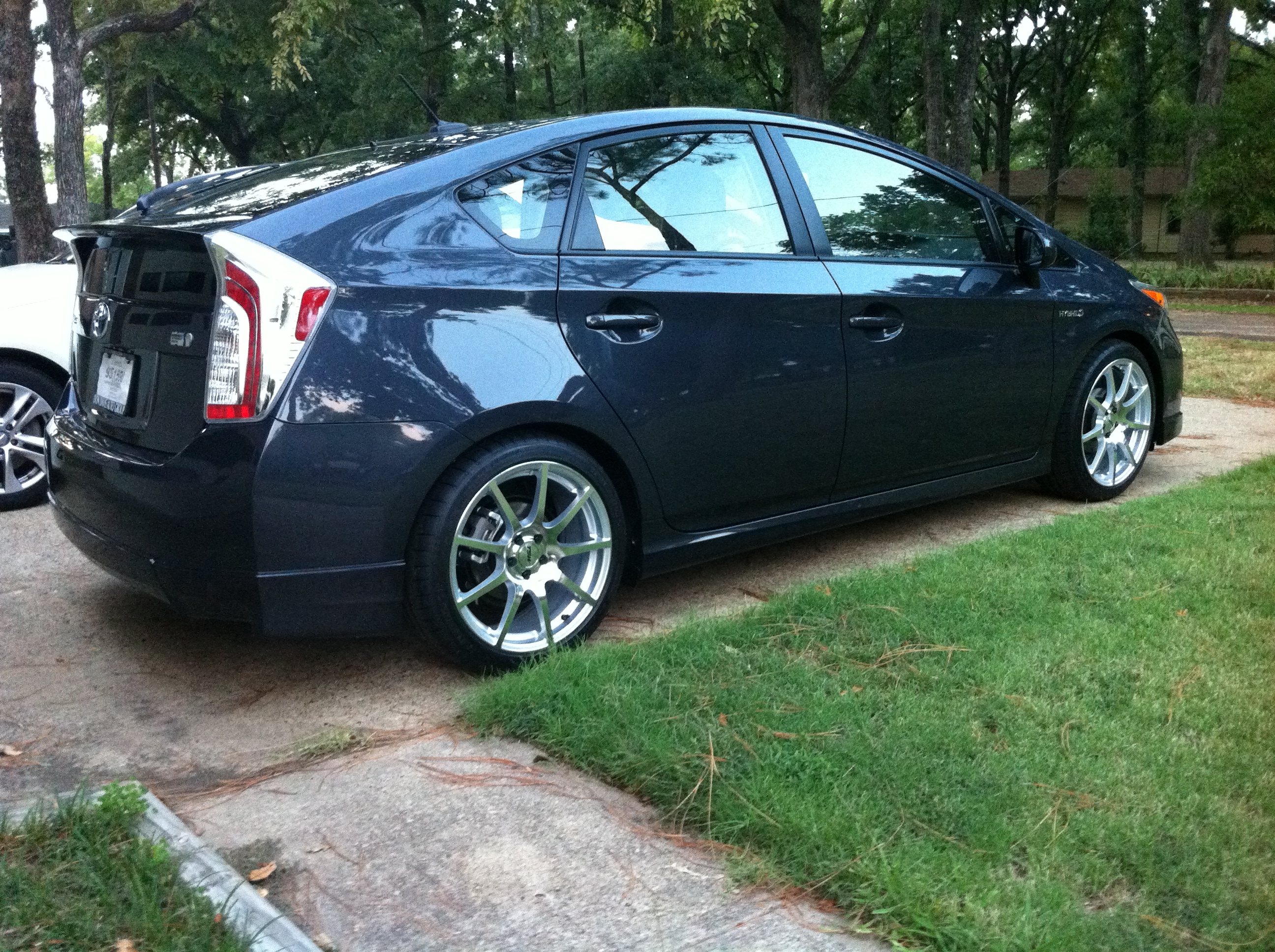 photo 2 Toyota Prius custom wheels TSW Interlagos 18x8.0, ET +45, tire size 225/40 R18. 18x8.0 ET+35 