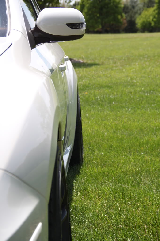 photo 3 Subaru WRX STI custom wheels Rota T2R 18x9.5, ET +38, tire size 245/40 R18. x ET 