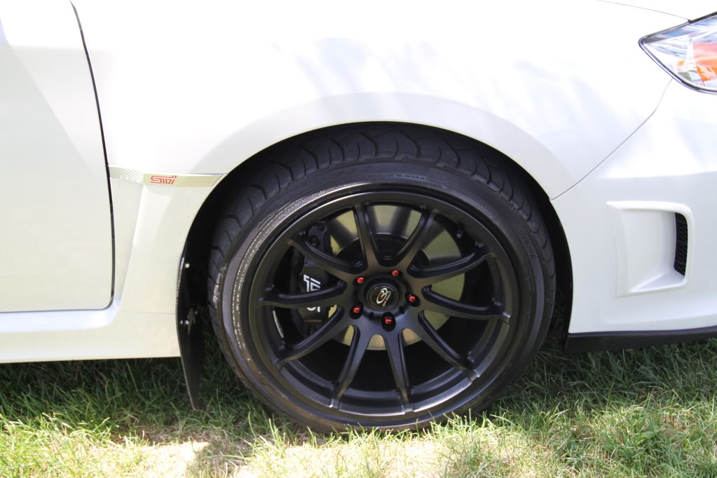 photo 1 Subaru WRX STI custom wheels Rota T2R 18x9.5, ET +38, tire size 245/40 R18. x ET 