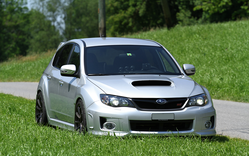 photo 1 Subaru Impreza WRX custom wheels Rota G-Force 18x9.0, ET +35, tire size X R18. x ET 