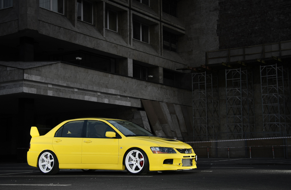 photo 1 Mitsubishi Lancer Evolution custom wheels Rays Engineering Volk Racing TE37 18x9.5, ET +22, tire size 225/40 R18. x ET