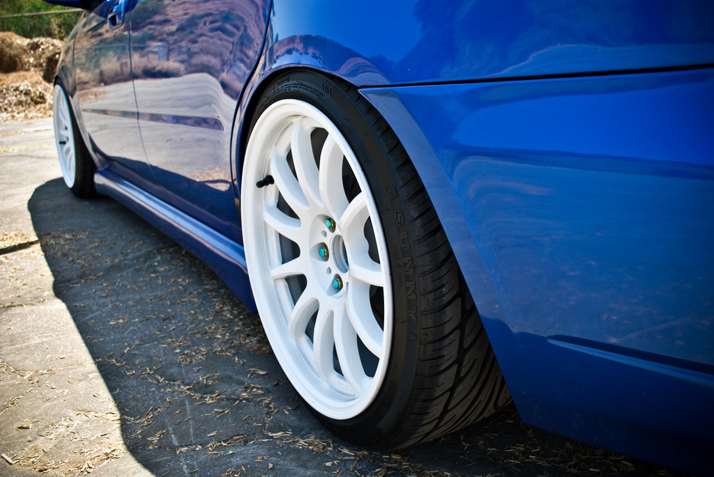 photo 3 Subaru Impreza WRX custom wheels Work Emotion 11R 17x9.0, ET +28, tire size 215/40 R17. x ET 