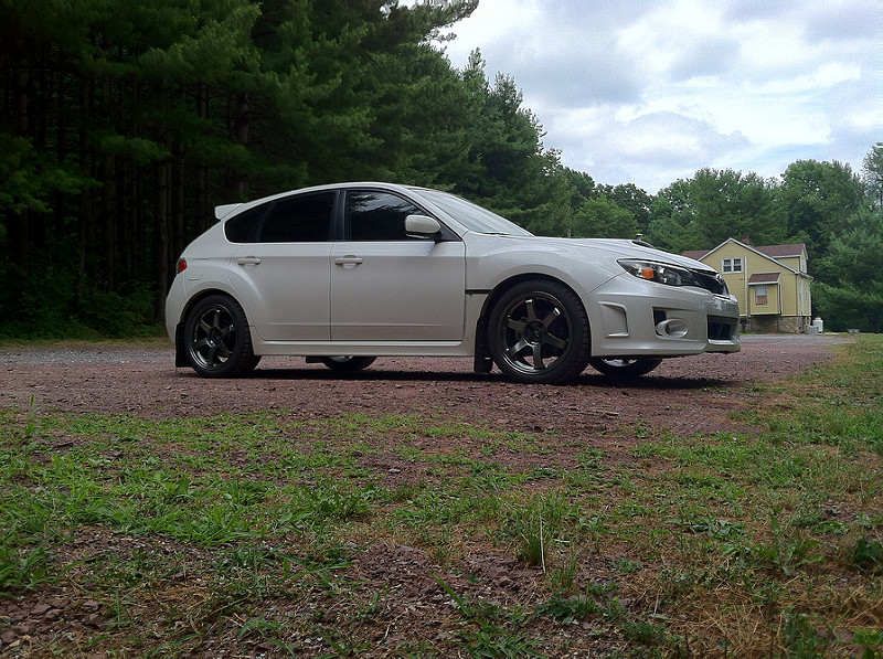 photo 1 Subaru Impreza WRX custom wheels Rota Grid 18x8.5, ET +44, tire size X R18. x ET 