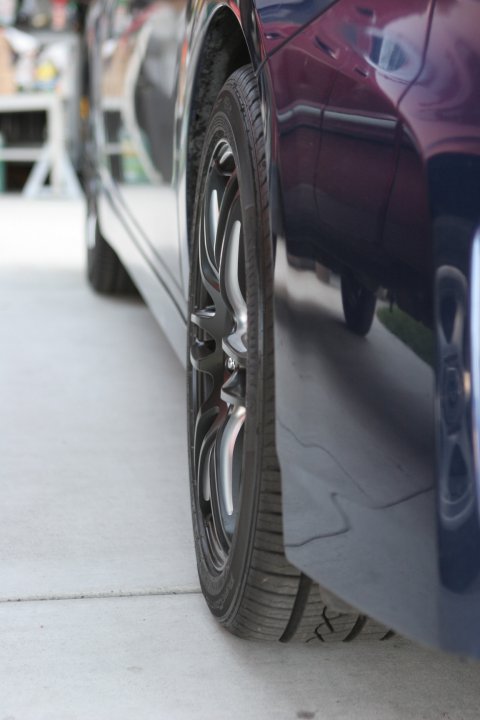 photo 2 Toyota Prius custom wheels Konig Deceptions 17x7.5, ET +45, tire size 225/45 R17. x ET 