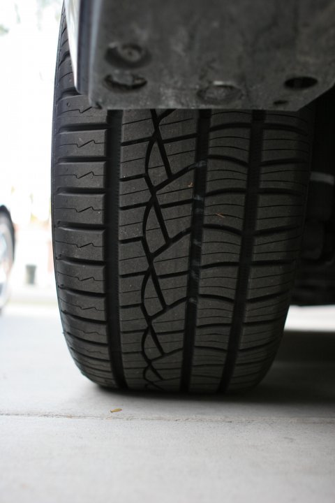 photo 7 Toyota Prius custom wheels Konig Deceptions 17x7.5, ET +45, tire size 225/45 R17. x ET 