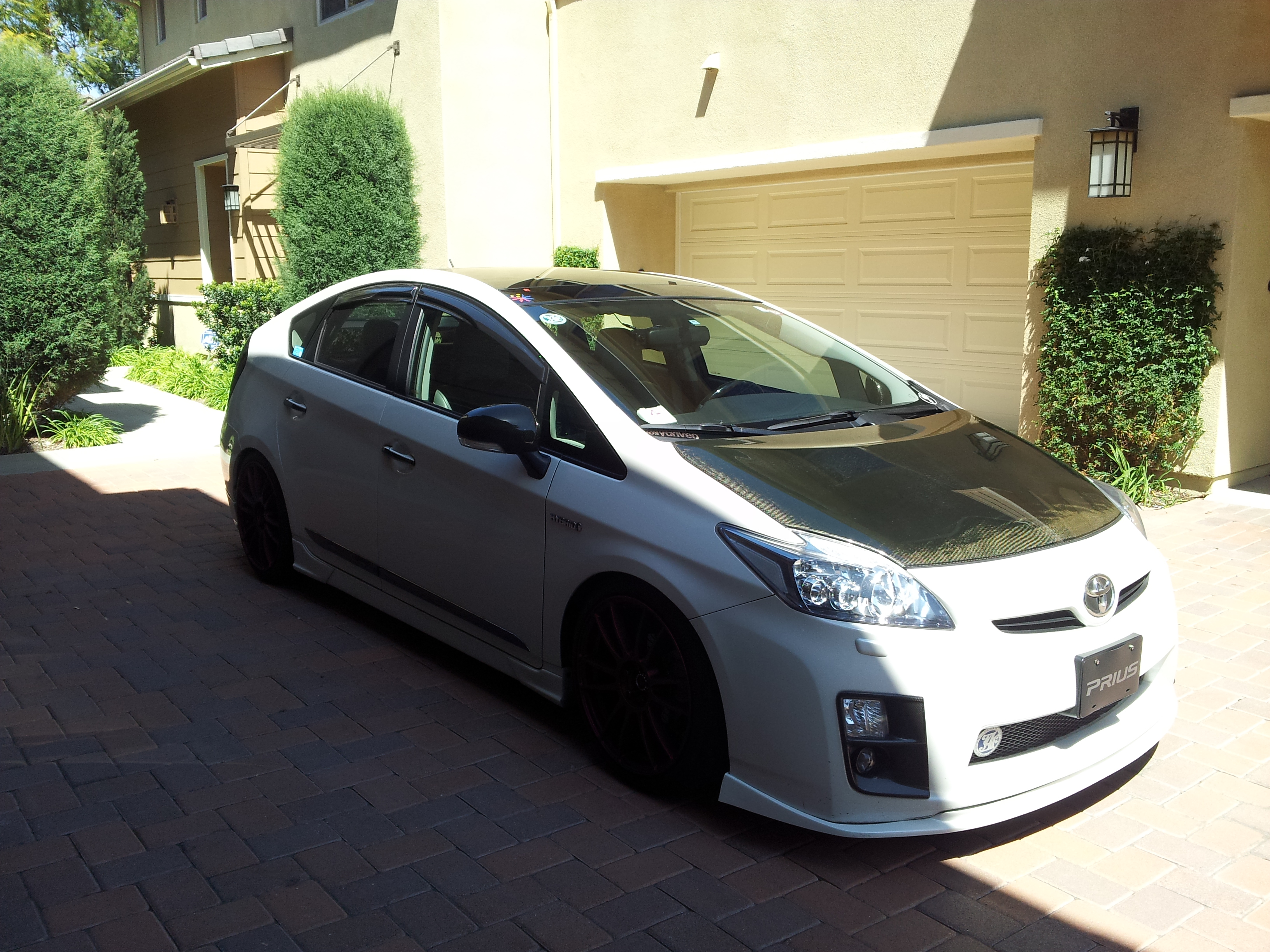 photo 3 Toyota Prius custom wheels 18x8.5, ET , tire size 225/40 R18. x ET