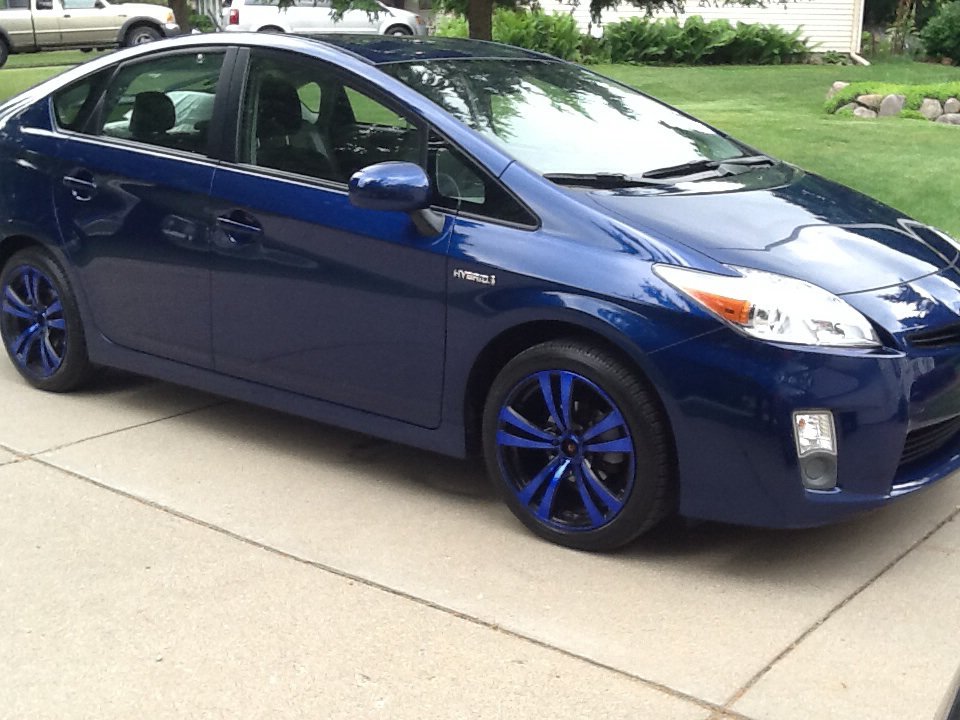 photo 2 Toyota Prius custom wheels 17x, ET , tire size 215/45 R17. x ET