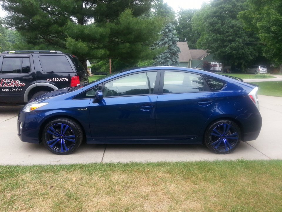 photo 4 Toyota Prius custom wheels 17x, ET , tire size 215/45 R17. x ET