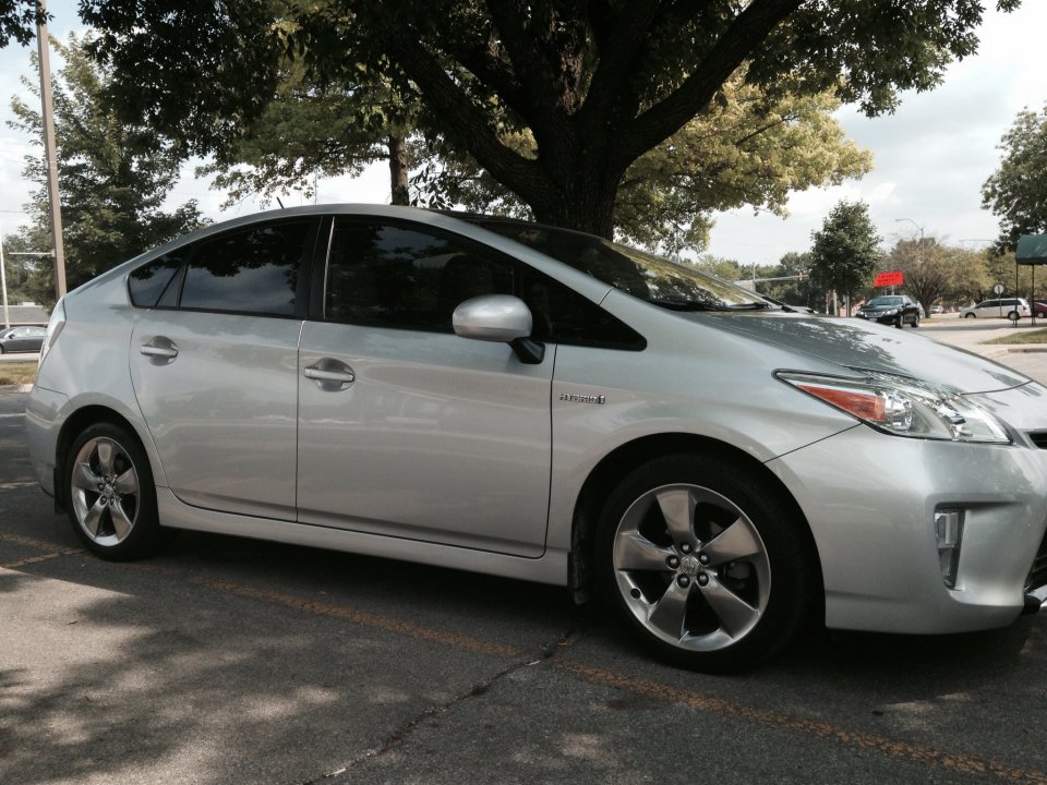 photo 1 Toyota Prius custom wheels 17x, ET , tire size 215/45 R17. x ET